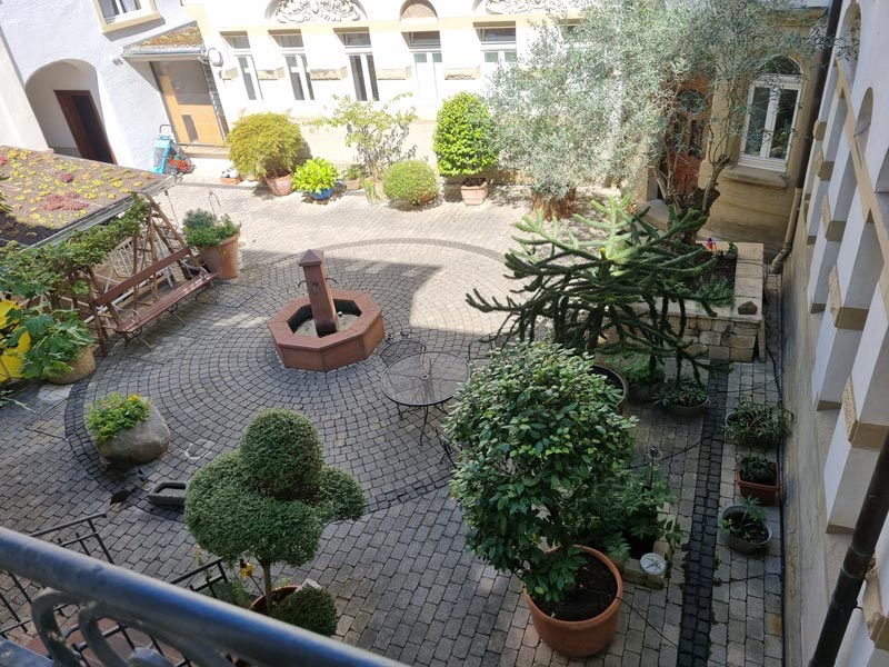 Patio of the CONIAS Academy for Risk Managers in Heidelberg