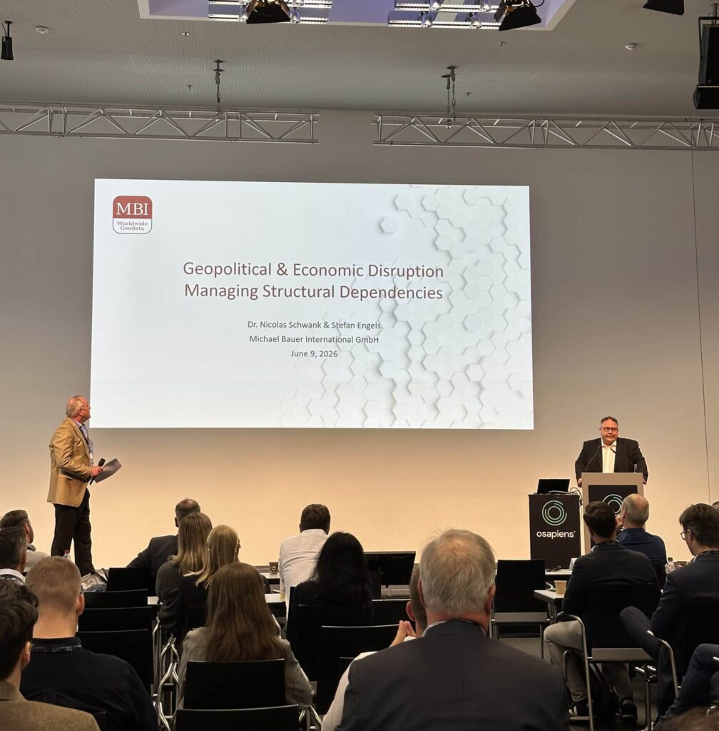 Dr. Nicolas Schwank & Stefan Engels presenting "Geopolitical & Economic Disruption: Managing Structural Dependencies" at SoS.26