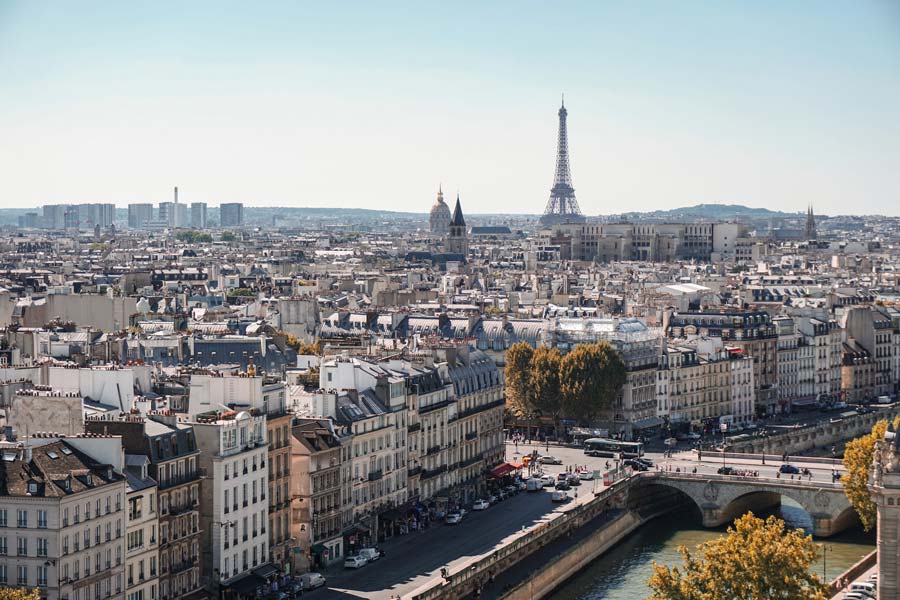 Socio-demographic data, purchasing power data and area boundaries can be used to perform a variety of data analyses about France.