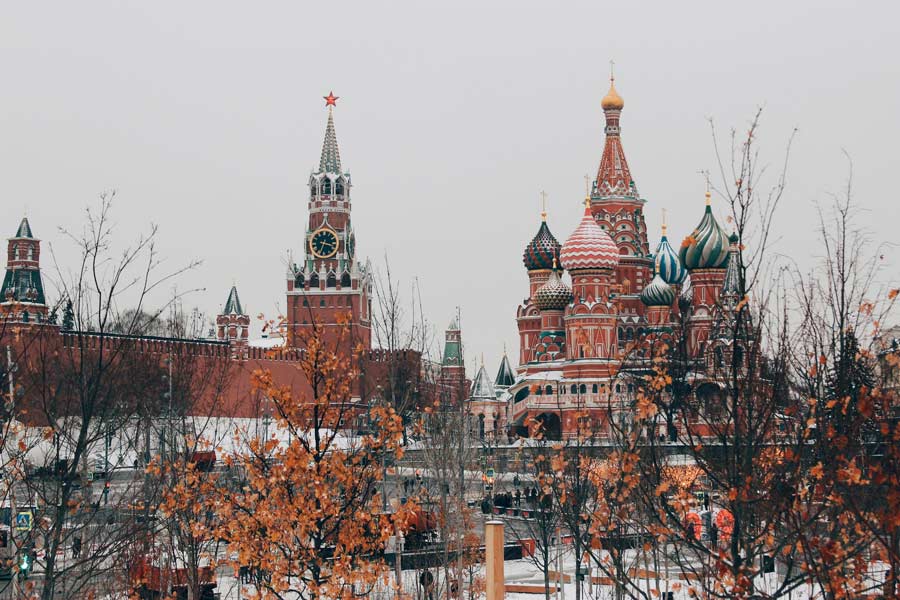 Socio-demographic data, purchasing power data and area boundaries can be used to perform a variety of data analyses about Russische Föderation.